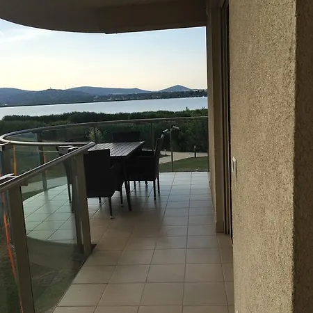 Apartament Panoramas Luxus Csaladi Apartman Velence
